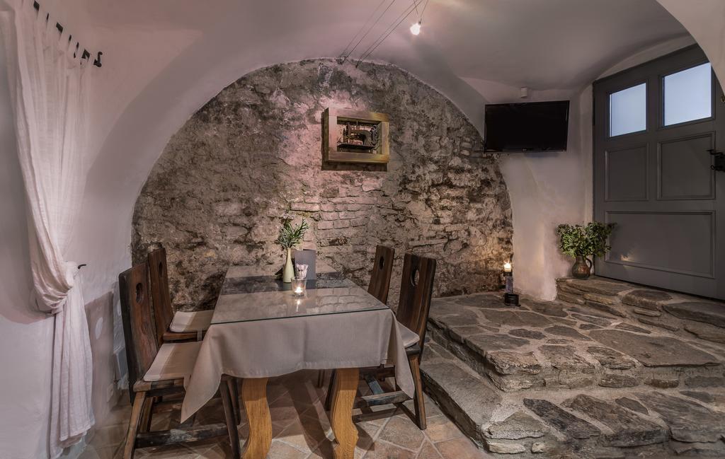 Pension Athanor Cesky Krumlov Exterior photo