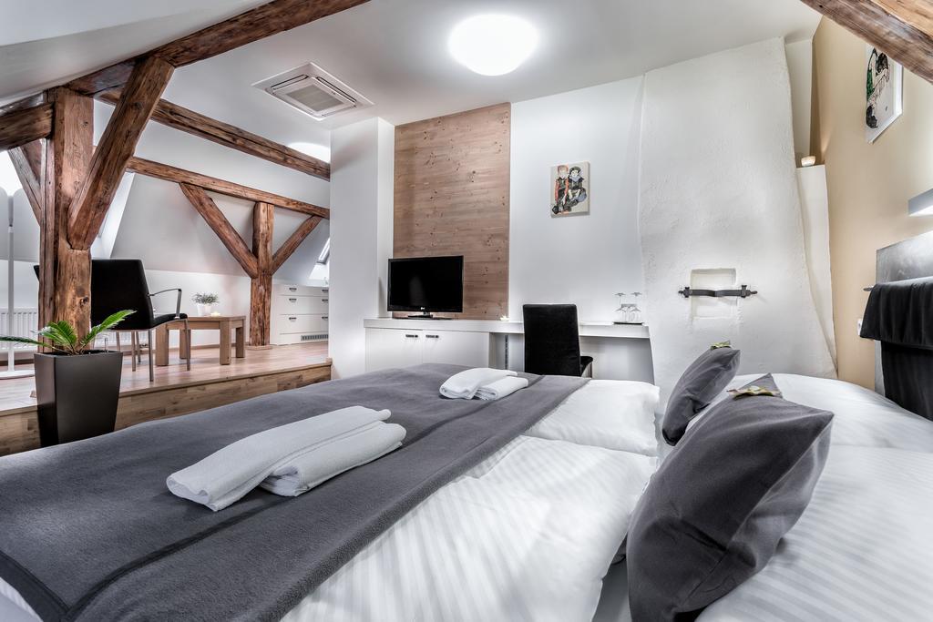 Pension Athanor Cesky Krumlov Exterior photo